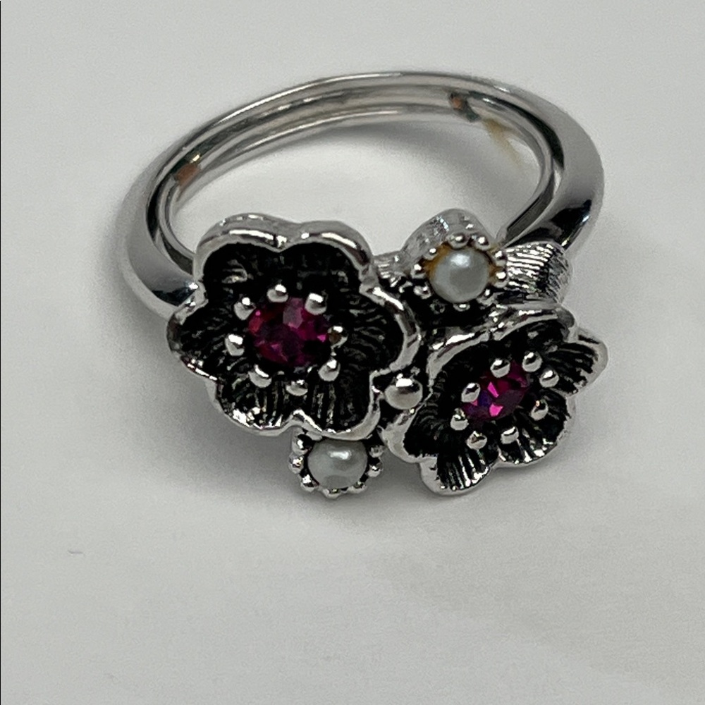 Vintage Avon Flower Statement Ring